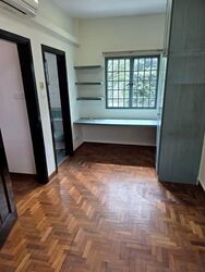Westwood Crescent (D22), Terrace #572233601